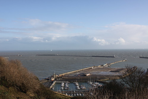 Wave effect in Dover Harbour