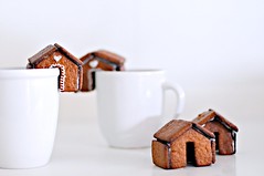 Gingerbread Houses for Mugs