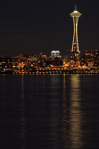 Seattle Space Needle at night,