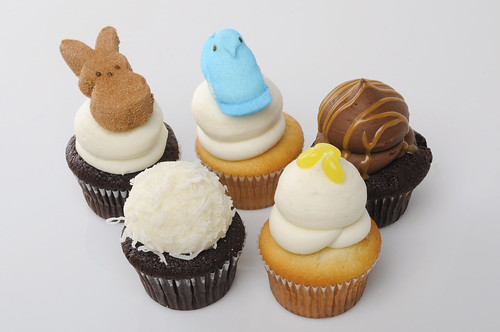 easter cupcakes with peeps. Easter cupcakes: