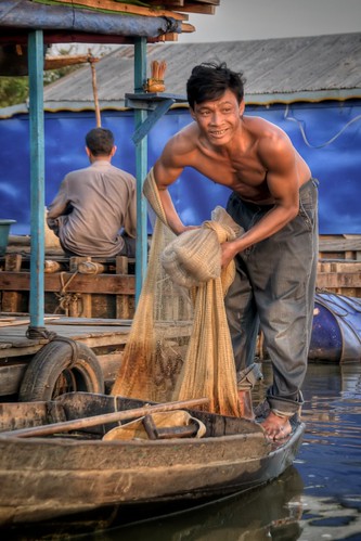 Fisherman at Tonle? Sap