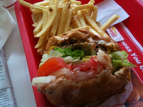 Mon March 29, 2010: In-n-Out Burger #10 – genex style (correctly made)