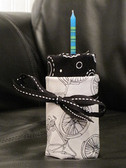 some black/white fat quarters up for grabs!