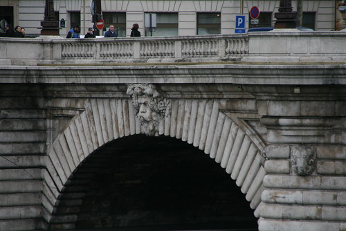 2009-11-23-PARIS-bridge