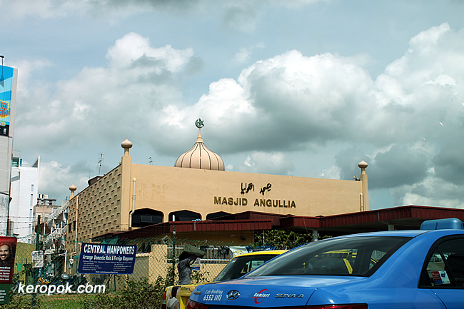Masjid Angullia