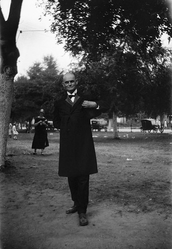 Unidentified man, Dayton, Tennessee, July 1925, by William Silverman, Smithsonian Institution Archiv