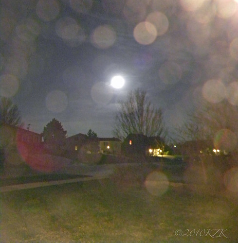 DSCN4405 full moon