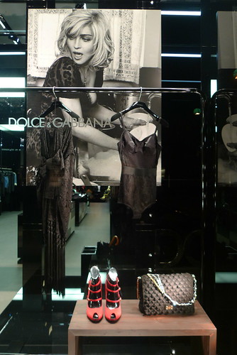 Vitrine Dolce & Gabbana - Madonna par Steven Klein - Paris, mars 2010