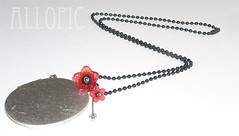 I love poppies locket pendant