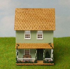 144th Scale Cottage with Loft