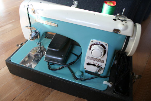  Vintage Brother Sewing Machine (3) 