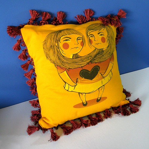 Greatest Connection T-pillow