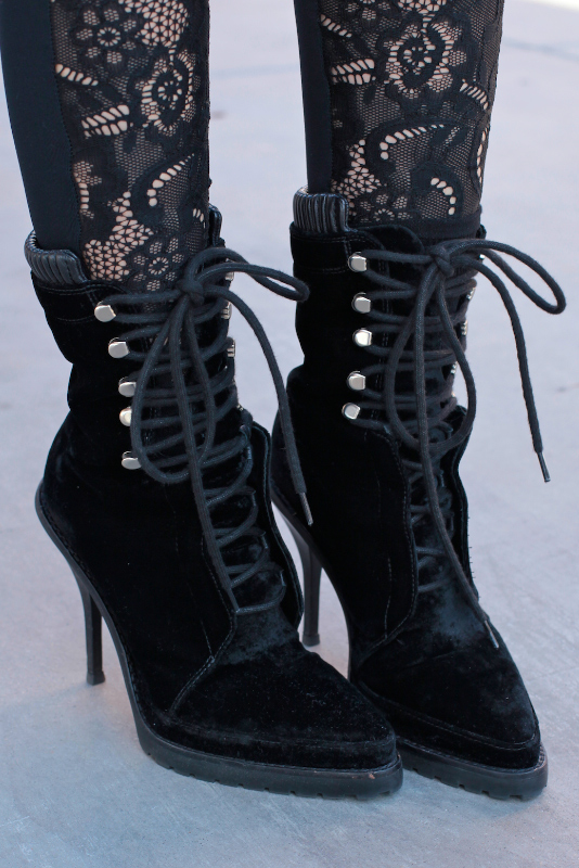 lace_shoes