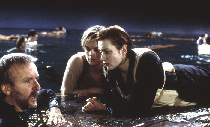 kate winslet and leonardo dicaprio titanic premiere. Leonardo DiCaprio and Kate