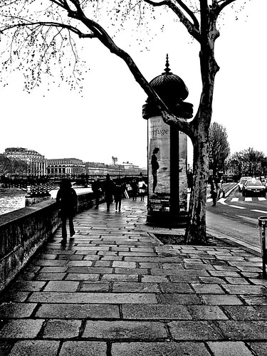 Quai Malaquais -- Paris noir et blanc