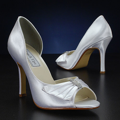 Bridal shoes from Touch Up.