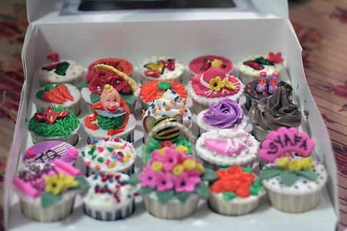 mix cupcakes