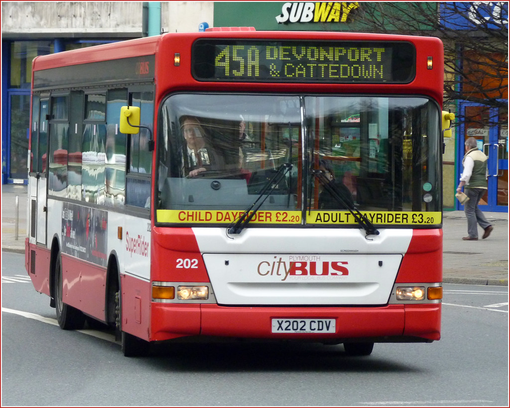 Plymouth Citybus 202 X202CDV