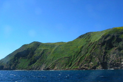 Anacapa Island up closer