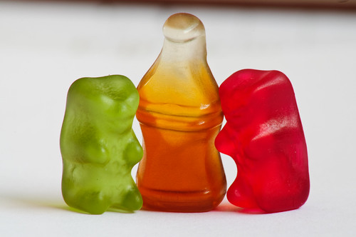 Some macro experiments: Cola Bottle & Gummi Bears