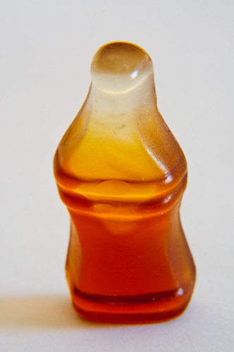 Some macro experiments: Cola Bottle