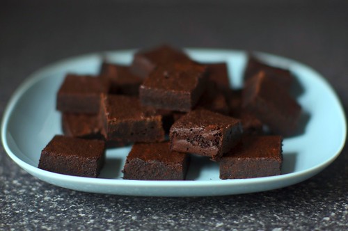 cocoa brownies, 1.5-inch squares