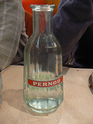 carafe Pernod.jpg