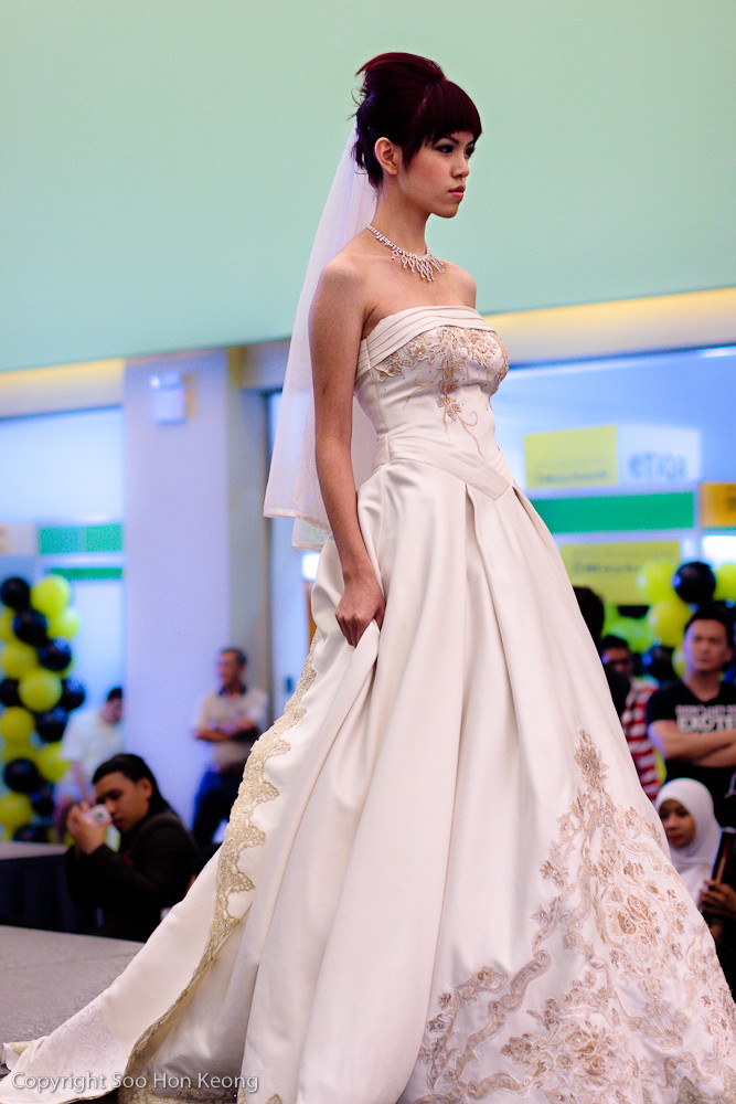 Bridal CatWalk by Touch Group @ MIB 2009, Mid Valley KL, Malaysia