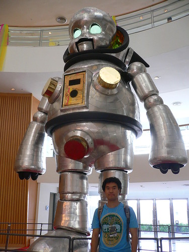 take a photo  with super robot