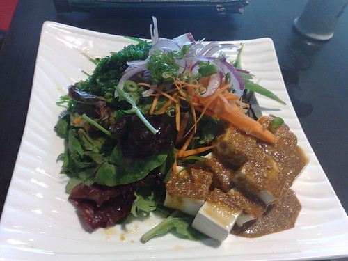 tofu & wakame salad