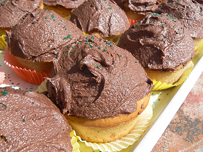 irish cupcakes 2.jpg