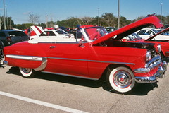 red car