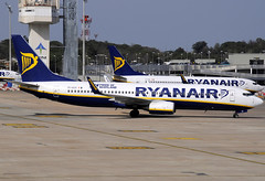 Ryanair (Pride of Scotland) B737-8AS EI-DCD GRO 03/04/2010