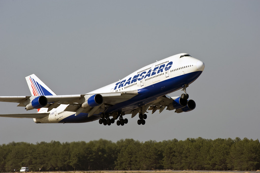 : Boeing 747 der Fluggesellschaft Transaero Airlines
