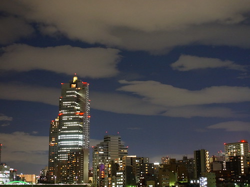 painting clouds on Tokyo Night Sky
