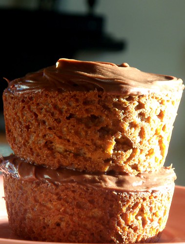 Gingerbread cake, c/o Cake Gumshoe Julia