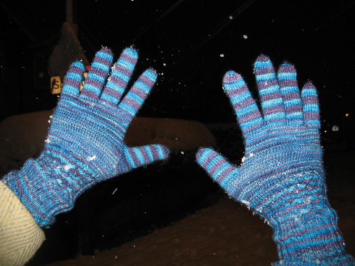 completed knotty gloves