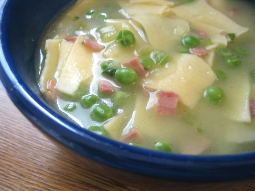 Flat Pasta with Bacon & Peas Soup