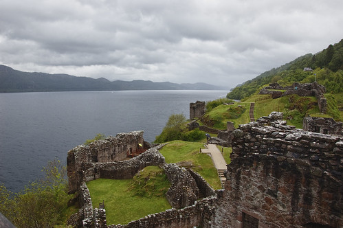 Urquhart Castle Ruins & Loch Ness