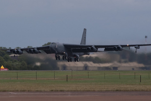 Warbird picture - B-52H - 200709 RIAT Departures RAF Fairford