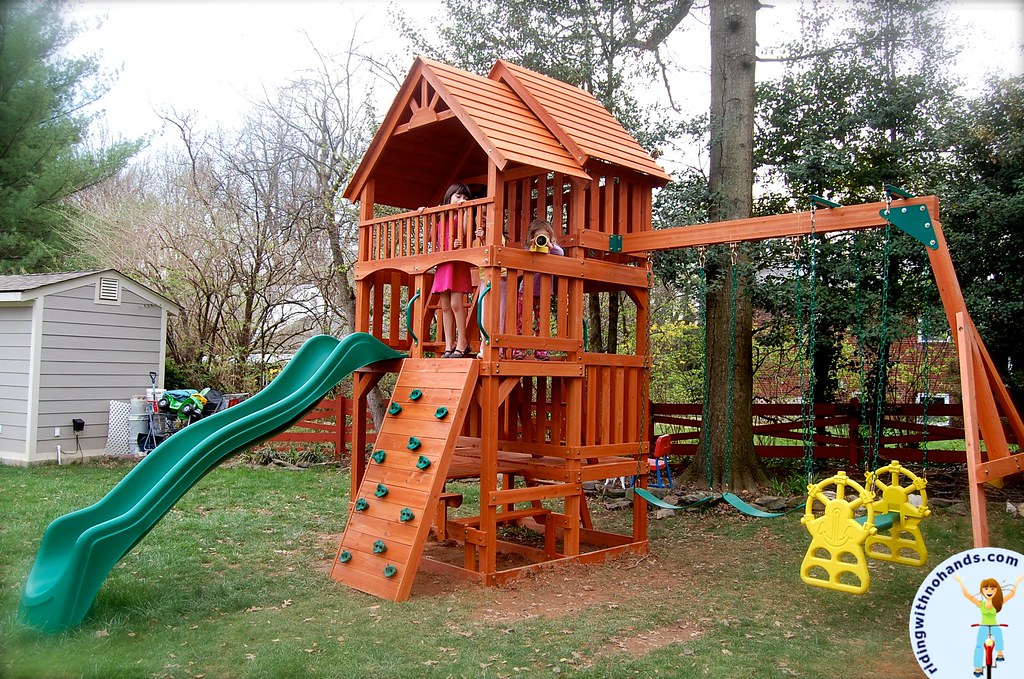 Our new Backyard Discovery playset!