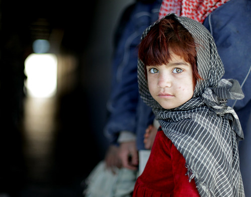 フリー画像|人物写真|子供ポートレイト|外国の子供|少女/女の子|アフガニスタン人|フリー素材|