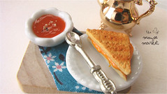 Soup 'n' Sandwich- Tomato and Grilled Cheese (1/12 scale)