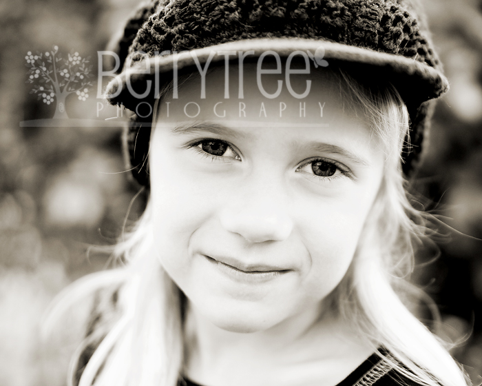 4165800616 e8b802d71f o Sibling love   BerryTree Photography : Canton, GA Child Photographer