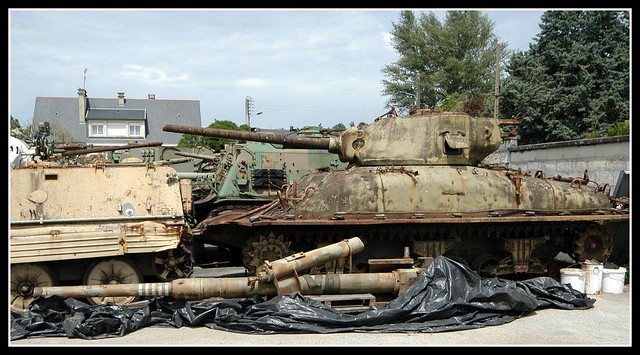 Saumur Tank Museum Sherman DD(4)