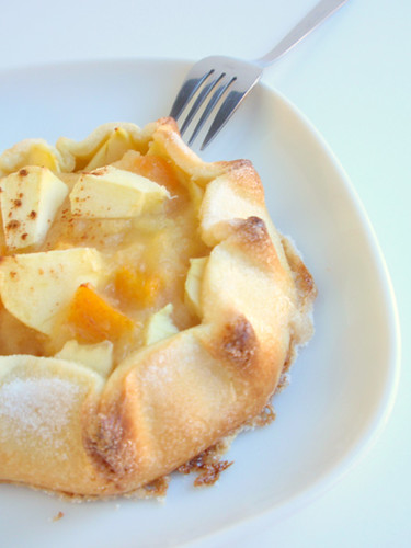 Apple and persimmon galette