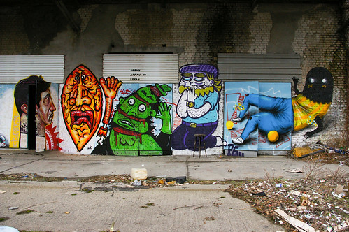 5 Figures Graffiti