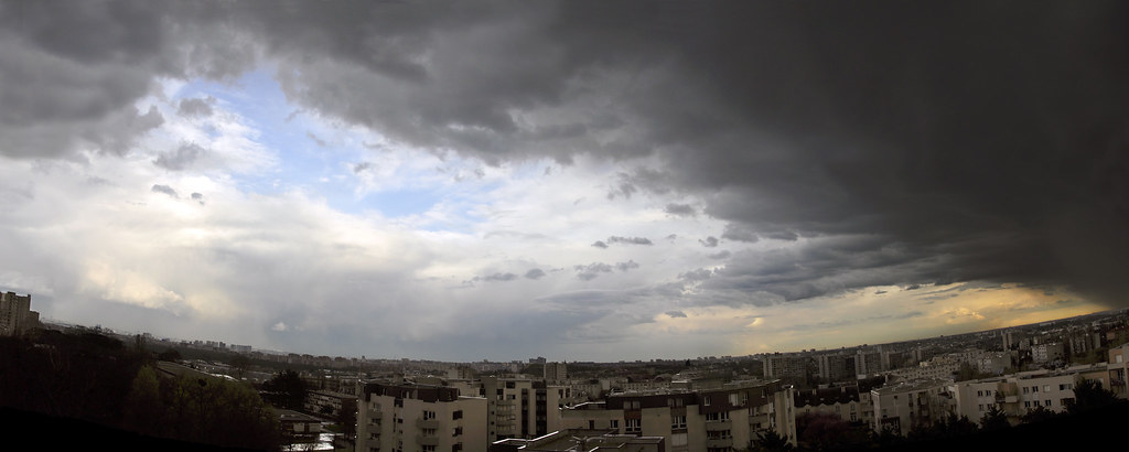 Panorama à l'orage sur Châtillon