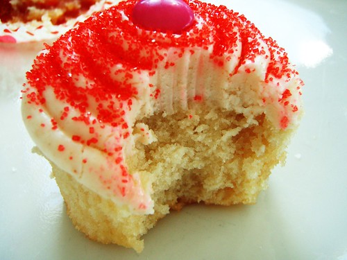 caramel cupcakes (valentine's day) - 30