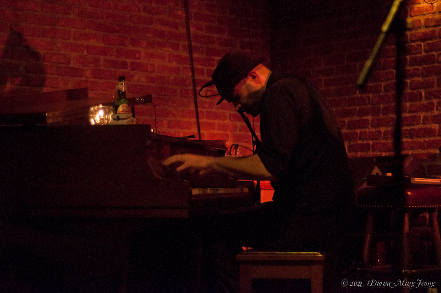 Yonatan Elkayam | Piano Bar